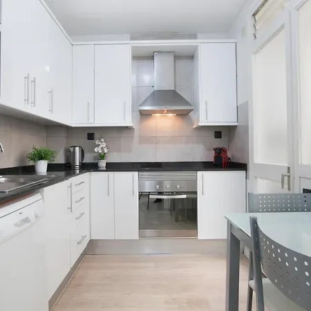 テンデンシー 6 アパート *